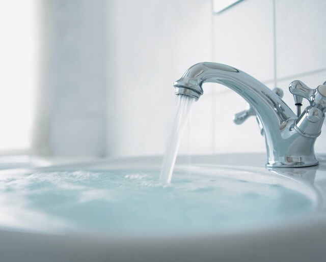 what is overflowing bathroom sink